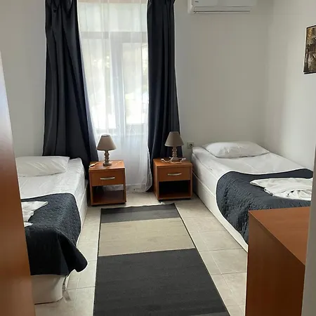 стиляна Guest house Devin